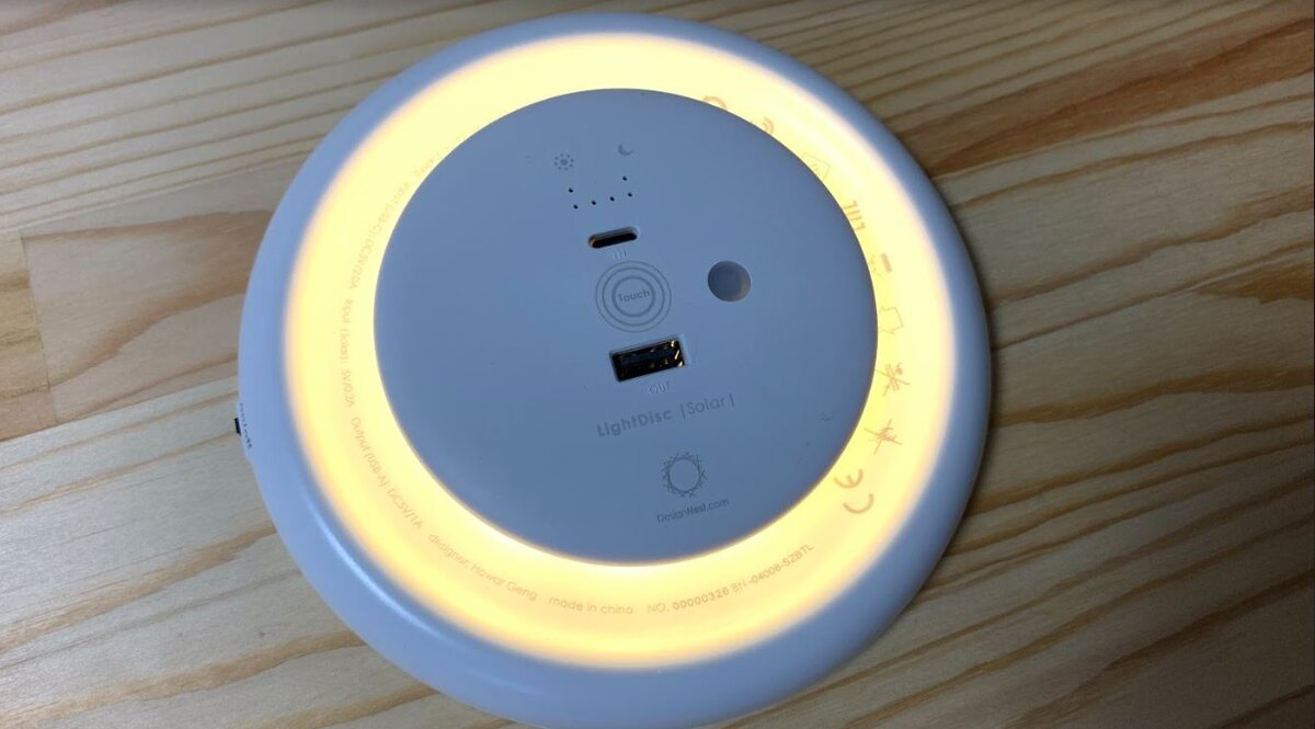 嘖嘖 | Light Disc | Solar 在太陽光下充滿電 ! 平時也可使用的防災用具